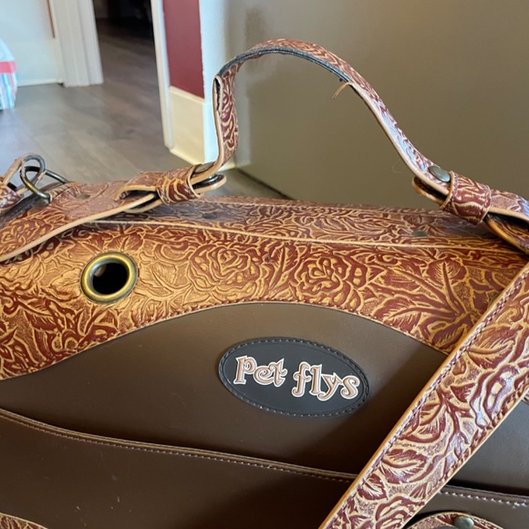 Pet Flys pet carrier - Picture 7 of 8